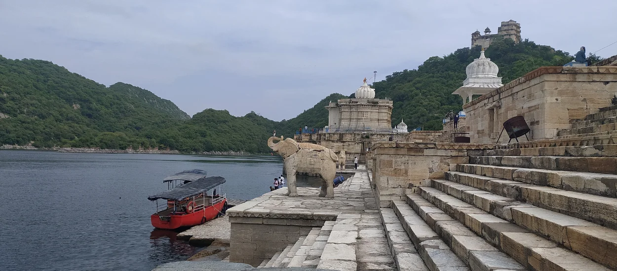 Udaipur To Jaisamand Cab Services